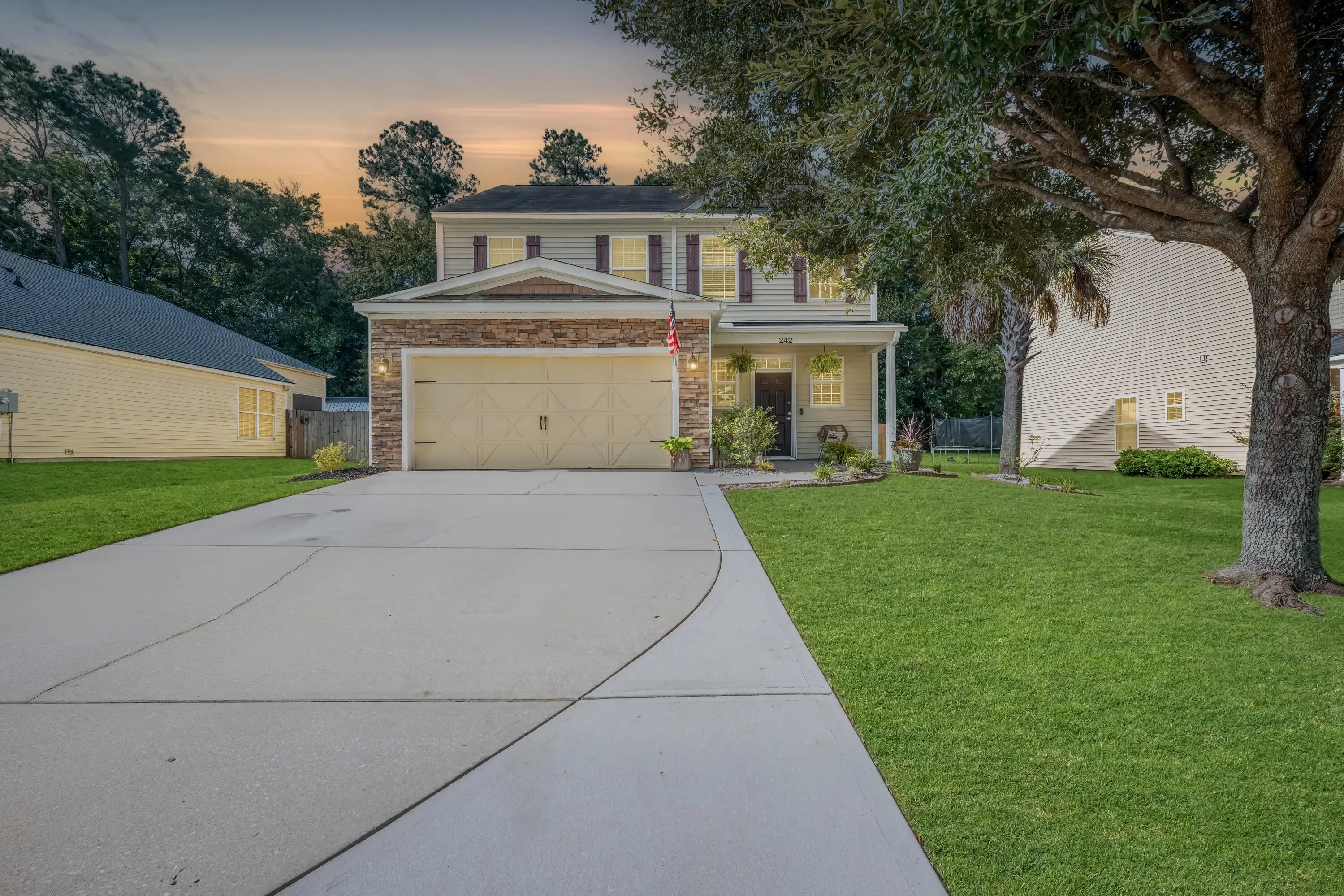 Photo of Listing #25026740