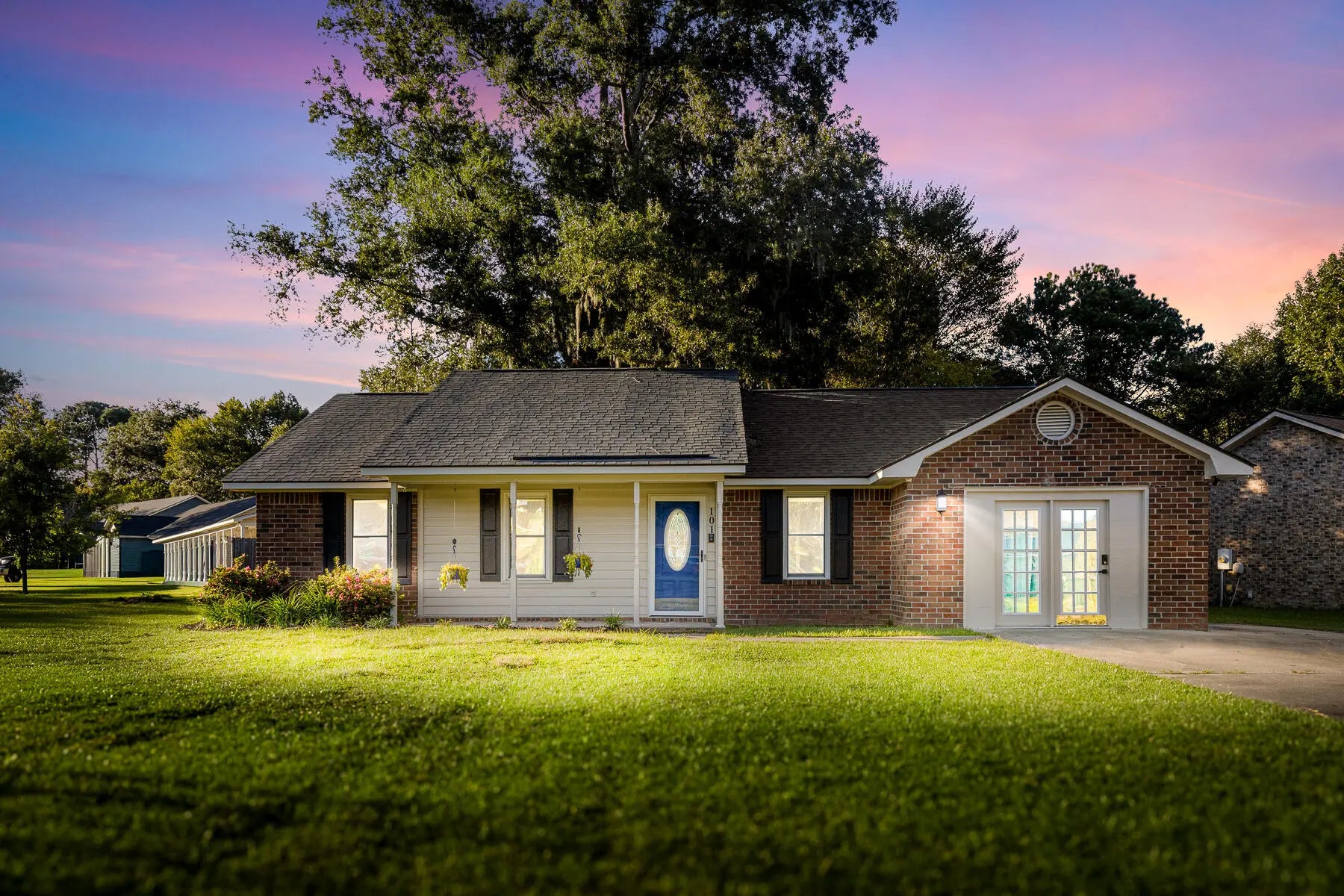 Photo of Listing #25024306