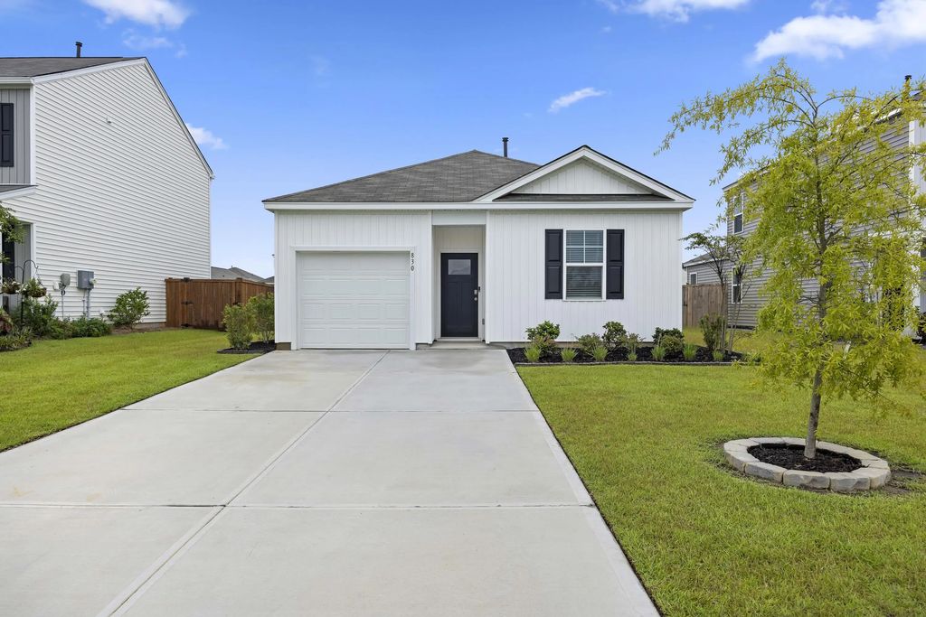 830 Lilyford Lane, Summerville