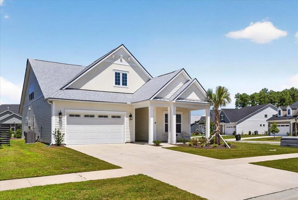 455 Evening Glow Lane, Summerville