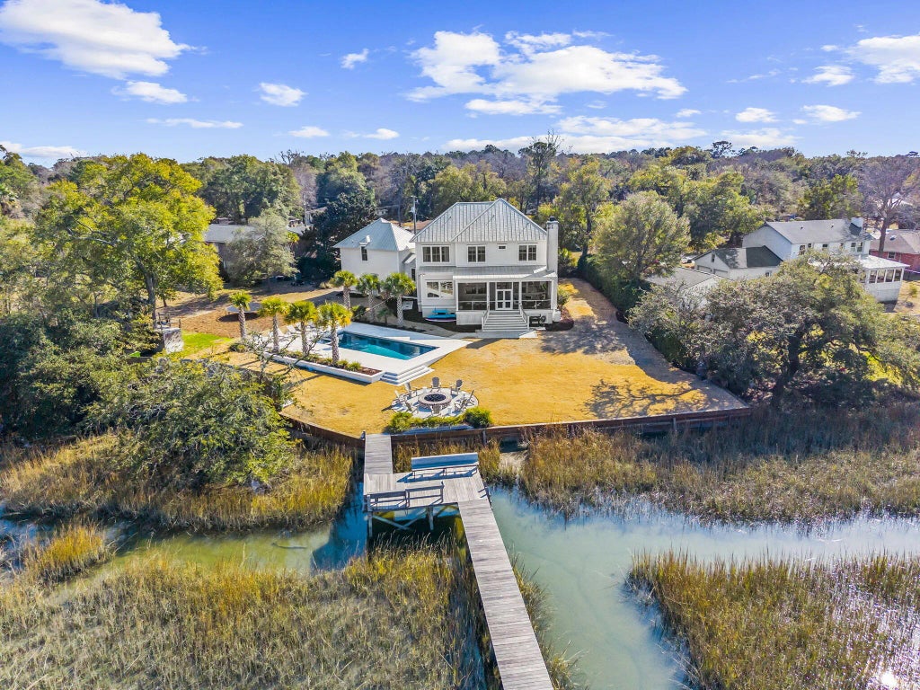 1064 N Shem Drive, Mount Pleasant