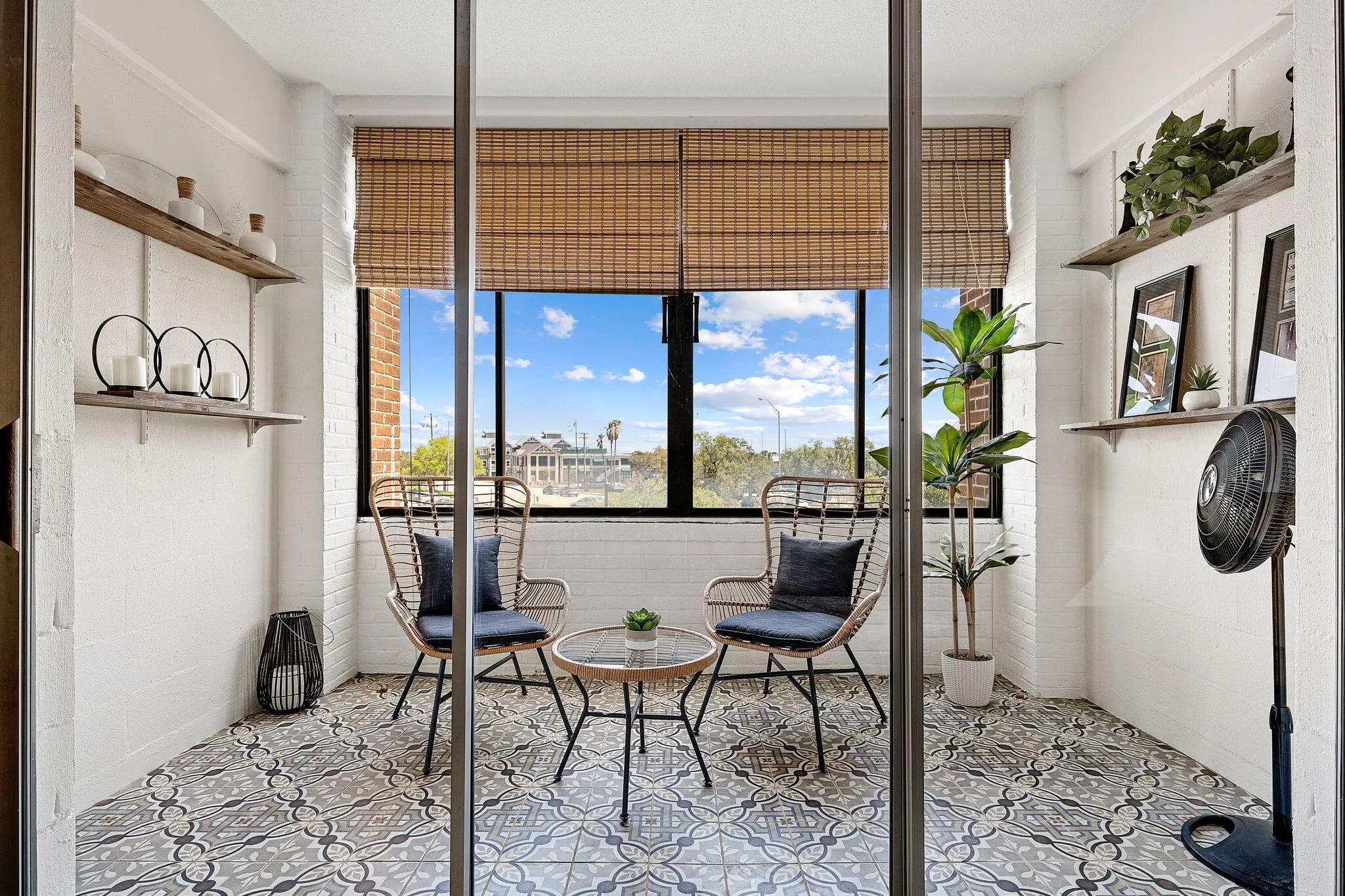 Photo of Listing #25012543