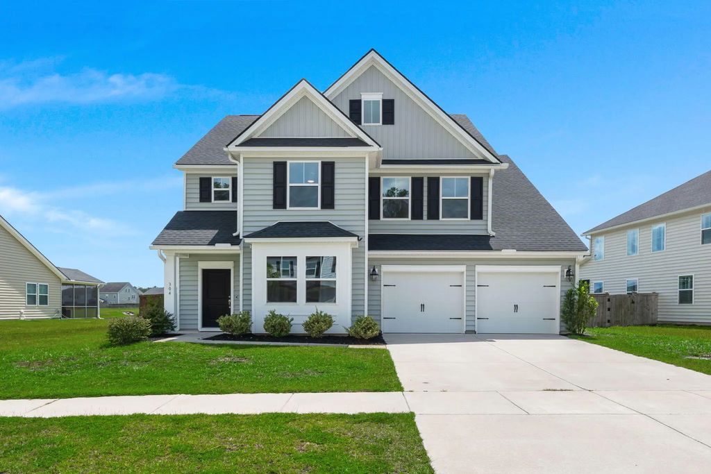 304 Firewheel Court, Summerville