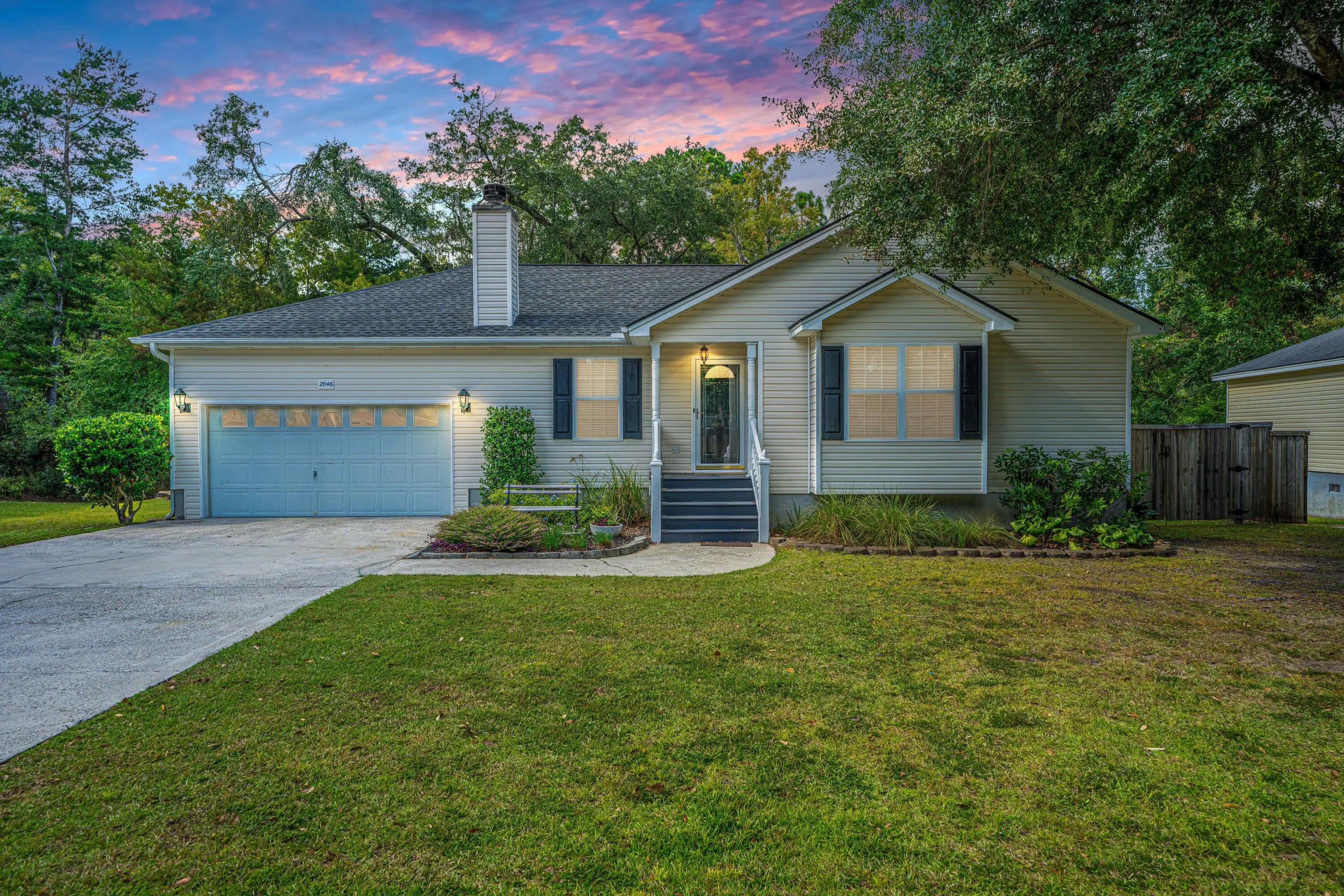 Photo of Listing #25027299