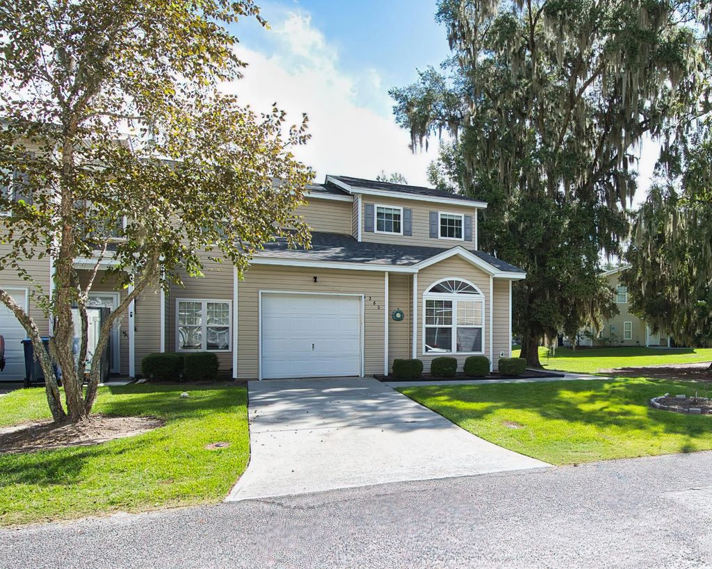 260 Grand Oaks Drive, Ladson