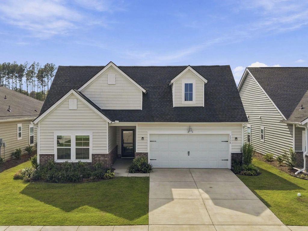 1358 Locals Street, Summerville