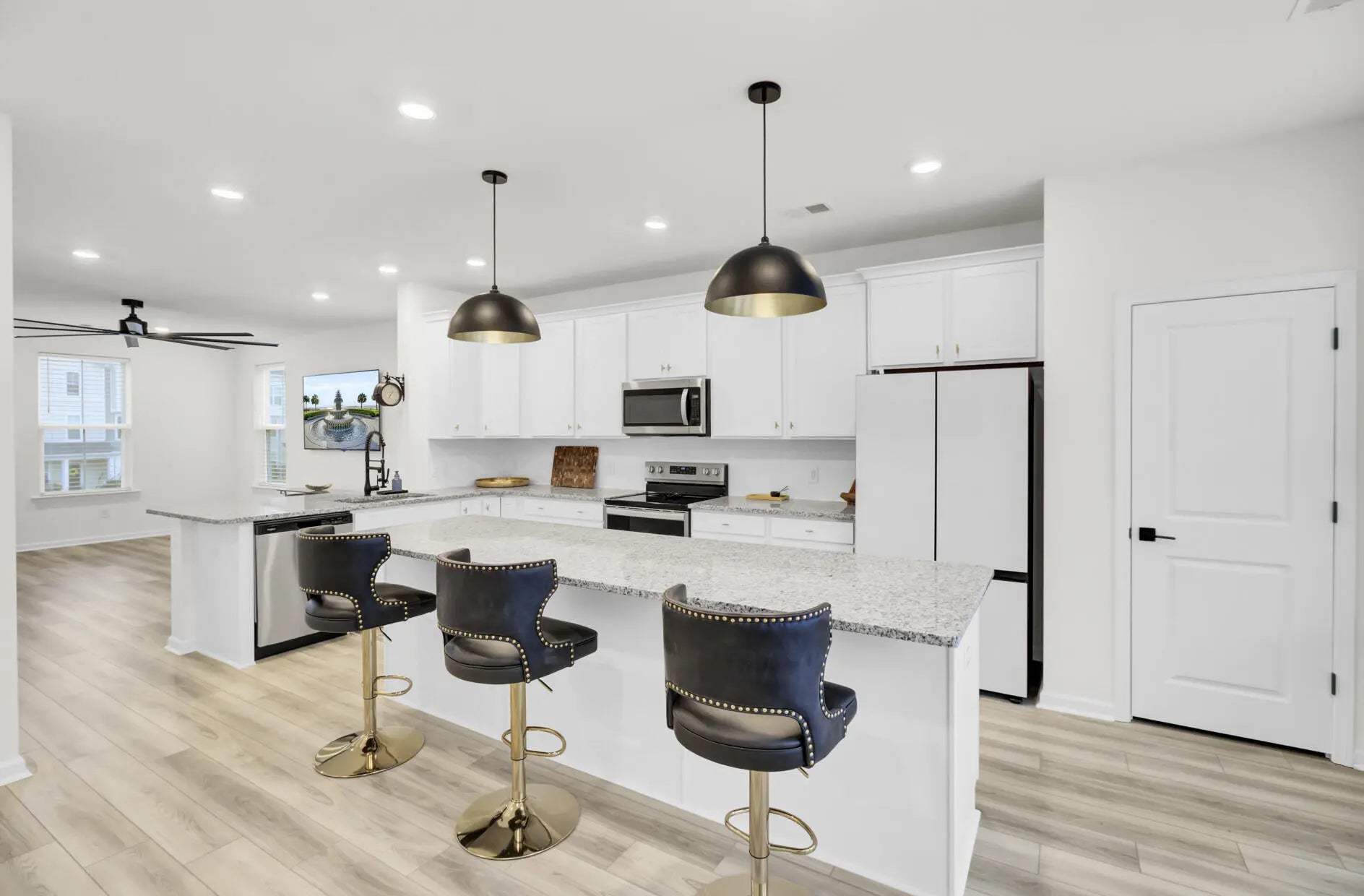 Photo of Listing #25031090