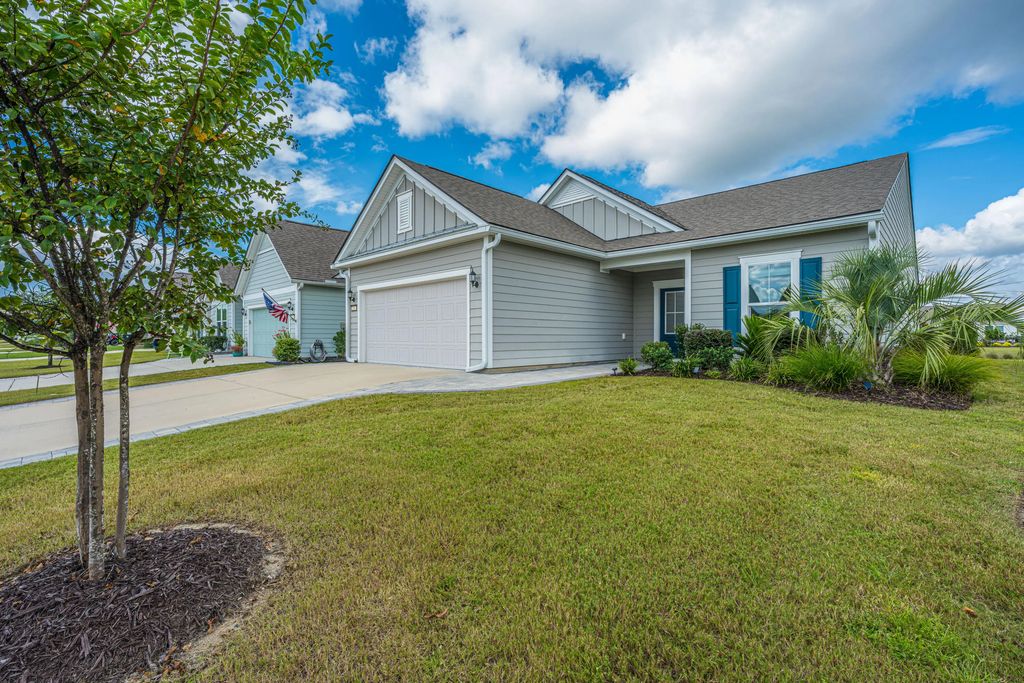 241 Garden Gate Way, Summerville