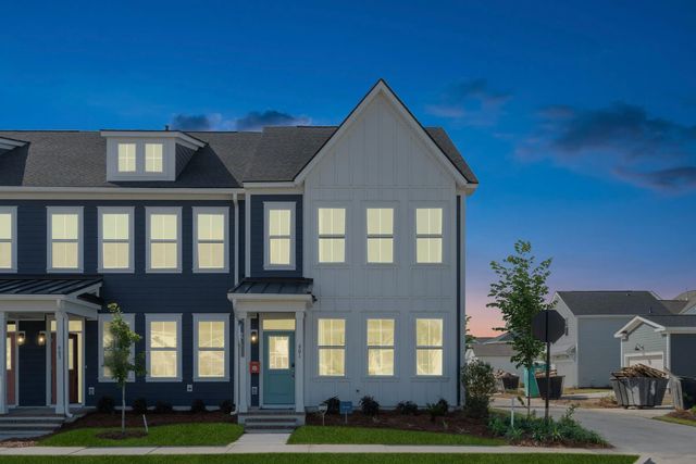 Photo of 601 Southview Lane, Summerville SC