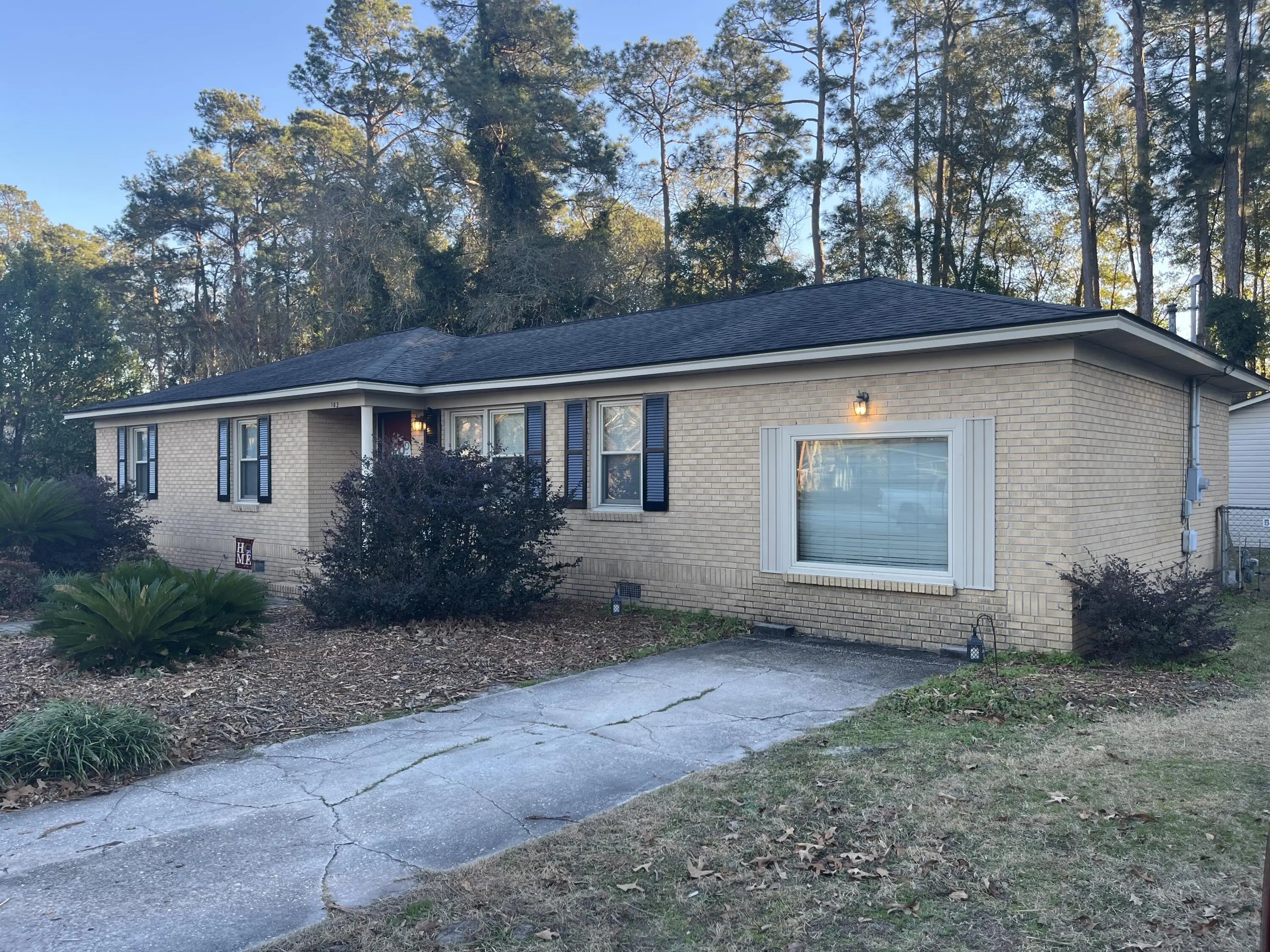 Photo of Listing #26001010