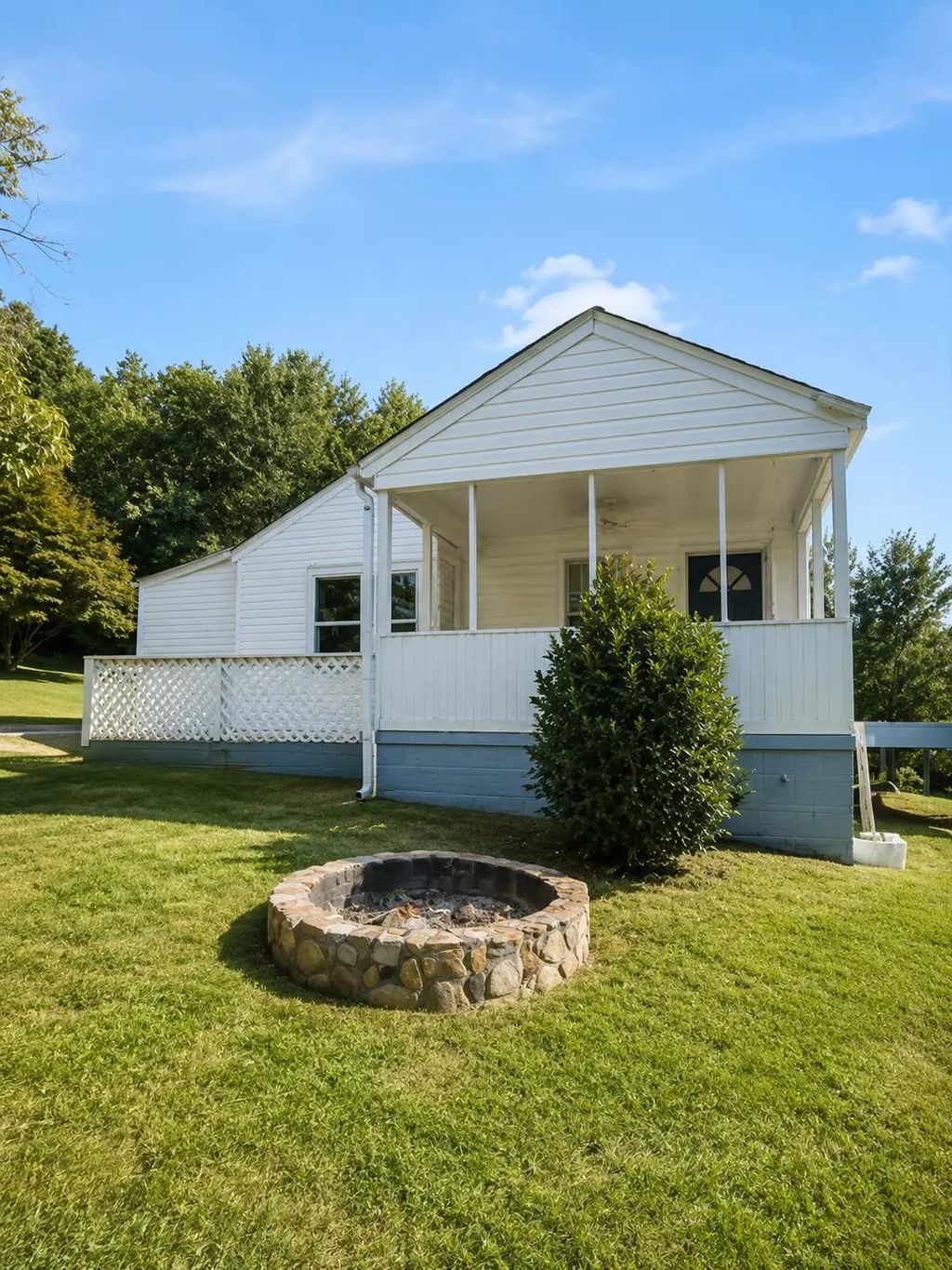 102 Gilbert Drive, Marietta