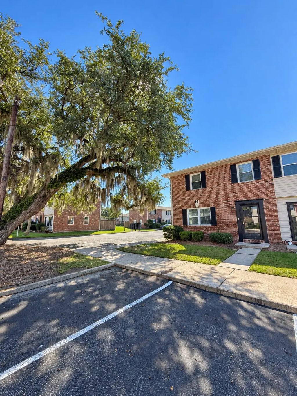 415 Parkdale Drive 14a, Charleston