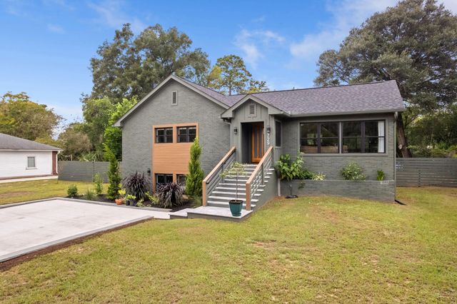 Photo of 729 Fort Sumter Drive, Charleston SC