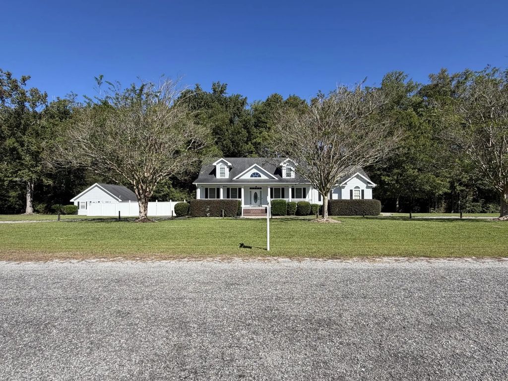 126 Senrab Boulevard, Summerville