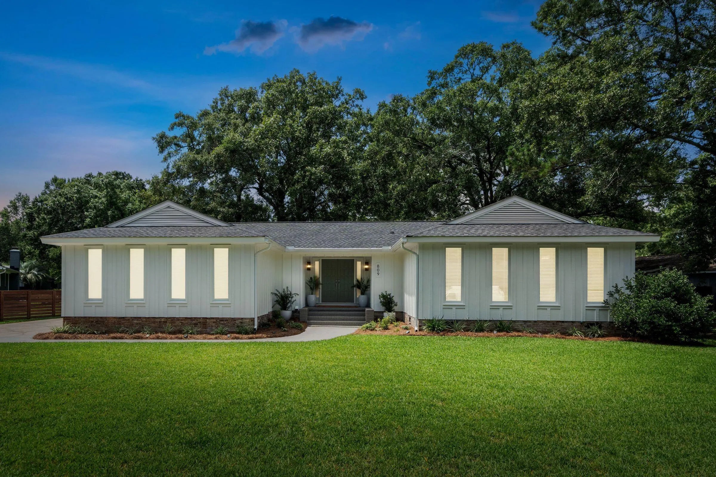 Photo of Listing #25022237