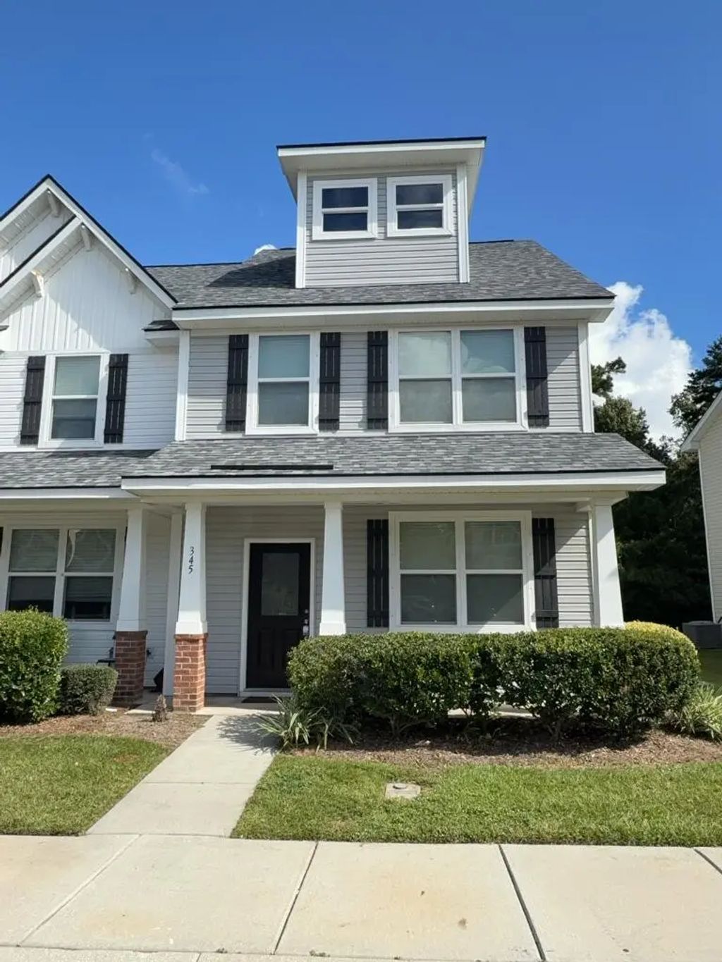 345 Flyway Road, Goose Creek