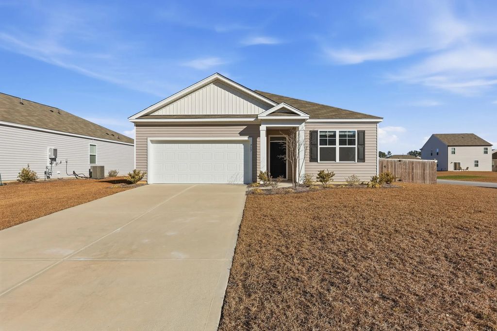 717 Ladywood Drive, Summerville