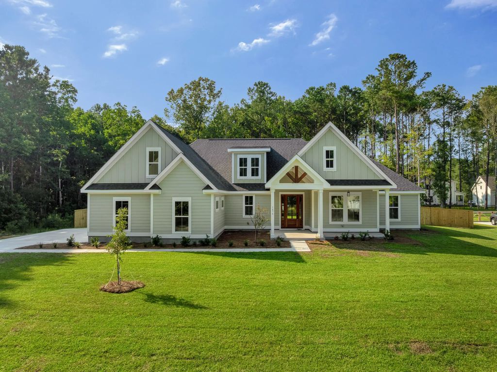 2041 Briar Bend Road, Ridgeville