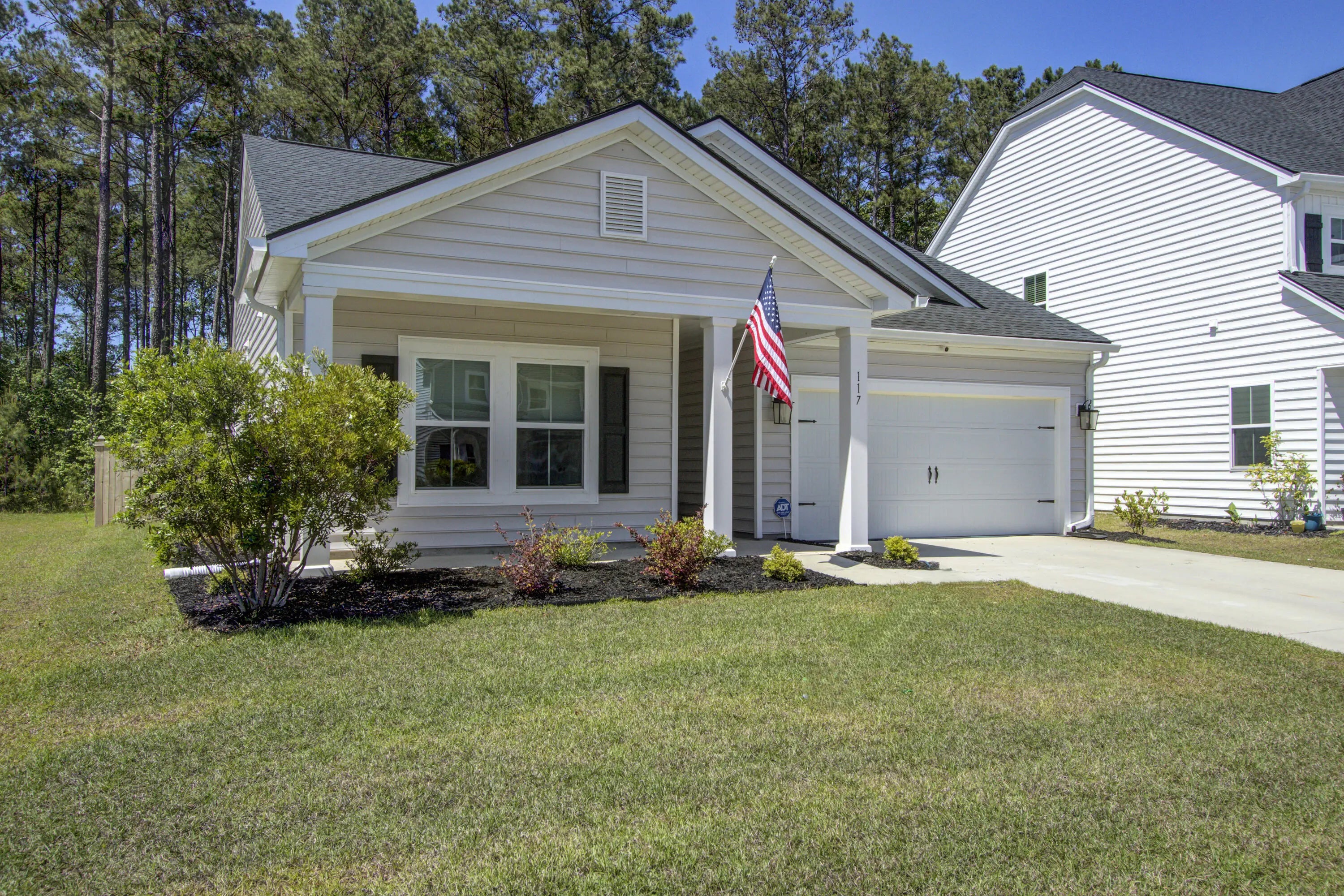 Photo of Listing #25010556