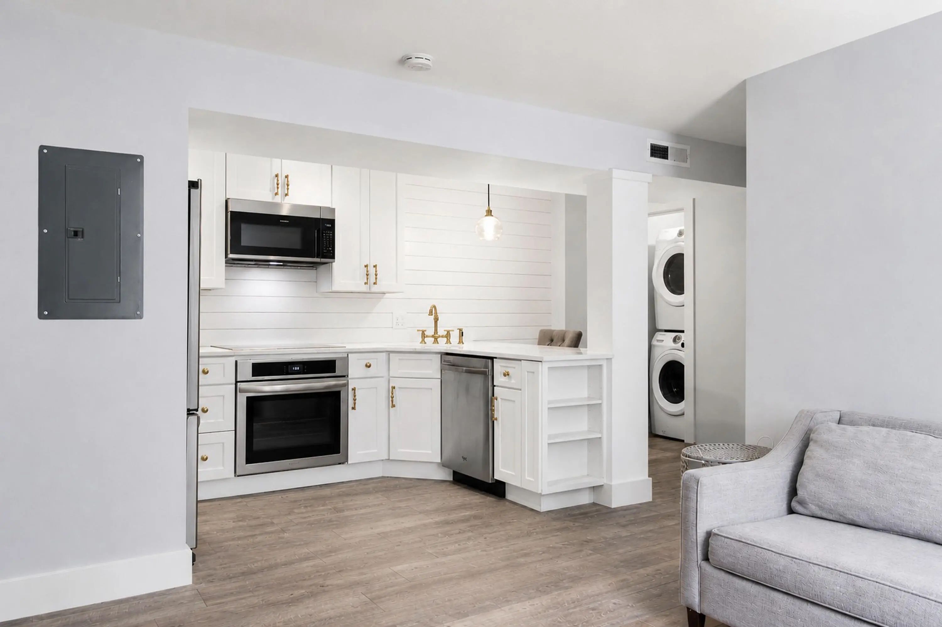 55 Ashley Avenue Apt 5, Charleston, SC, 29401