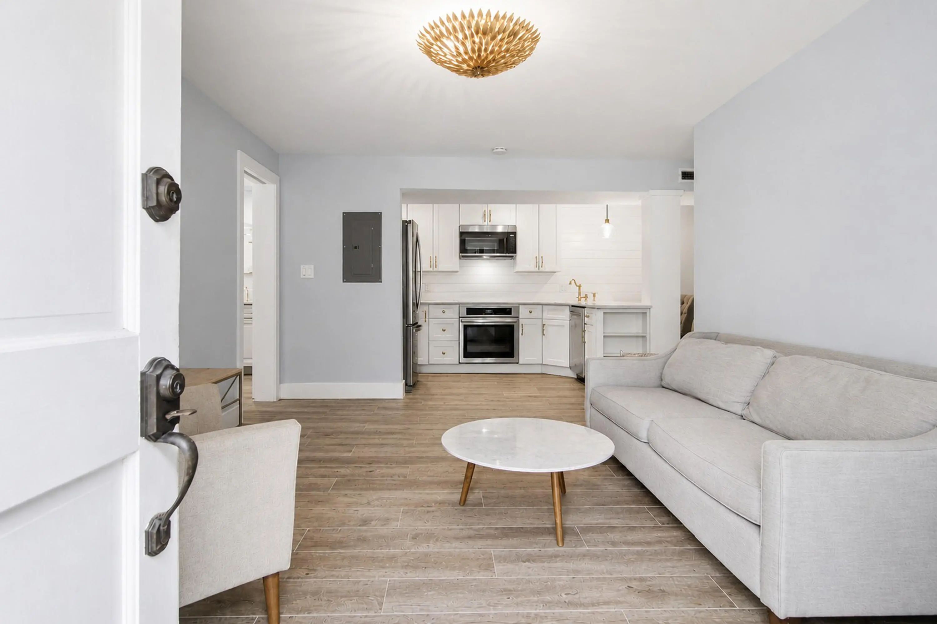 55 Ashley Avenue Apt 5, Charleston, SC, 29401