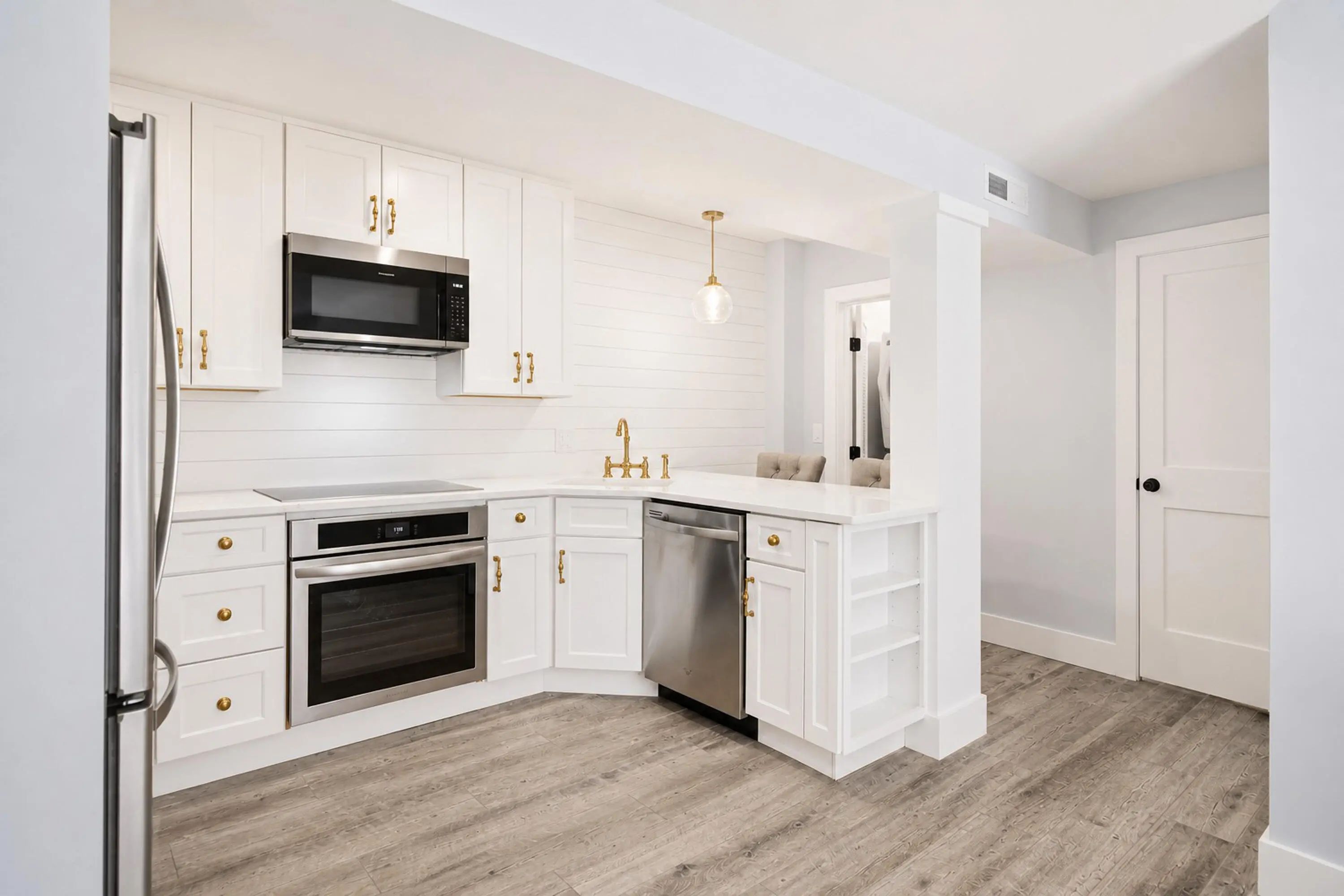 55 Ashley Avenue Apt 5, Charleston, SC, 29401