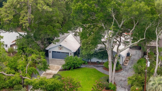 Photo of 460 Trapier Drive, Charleston SC