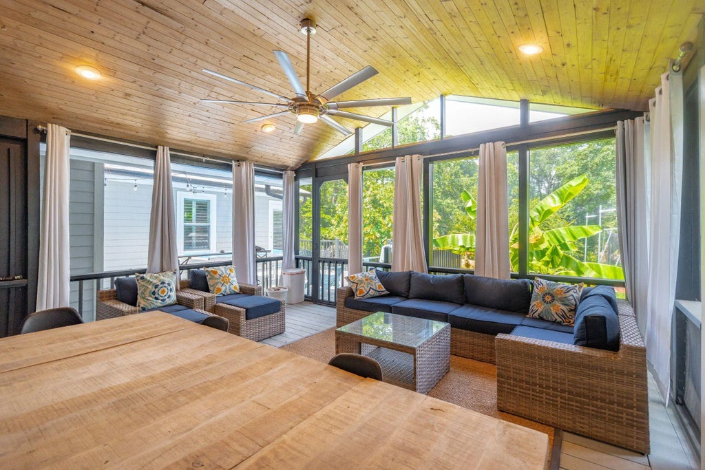 460 Trapier Drive, Charleston