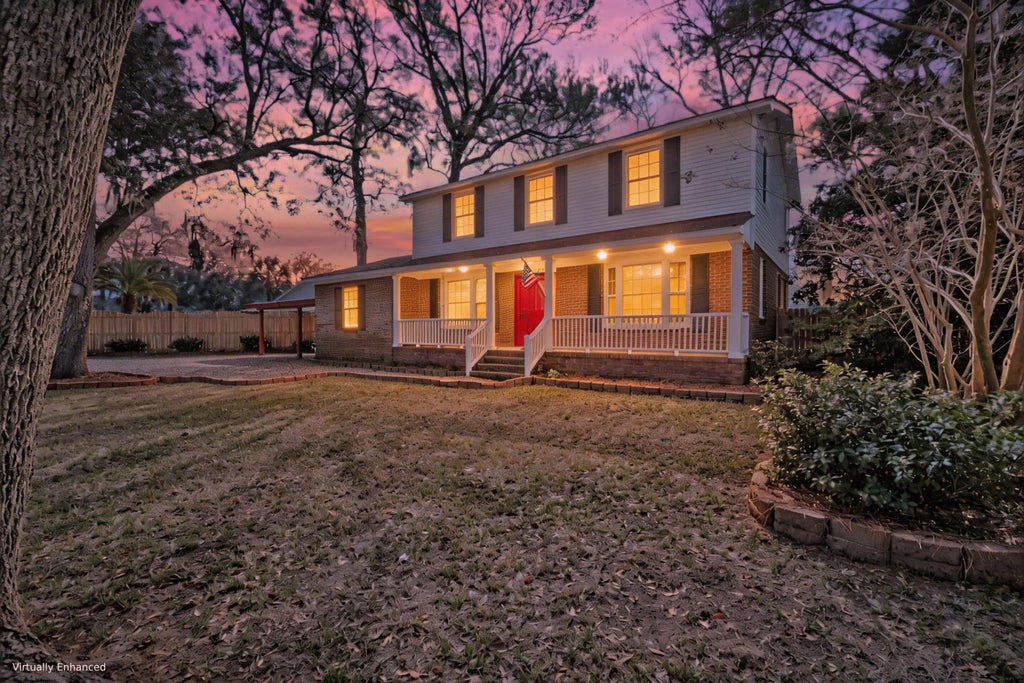 621 Fort Johnson Road, Charleston
