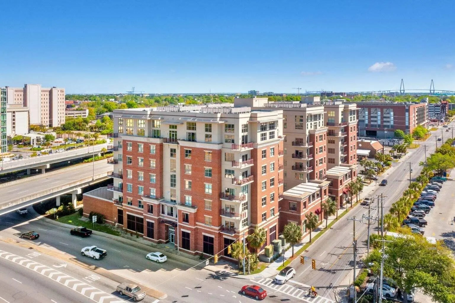 Photo of Listing #25017932