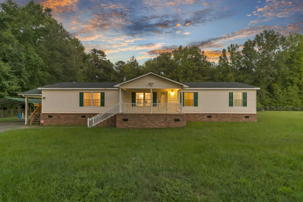 150 Backhall Road, Saint Stephen