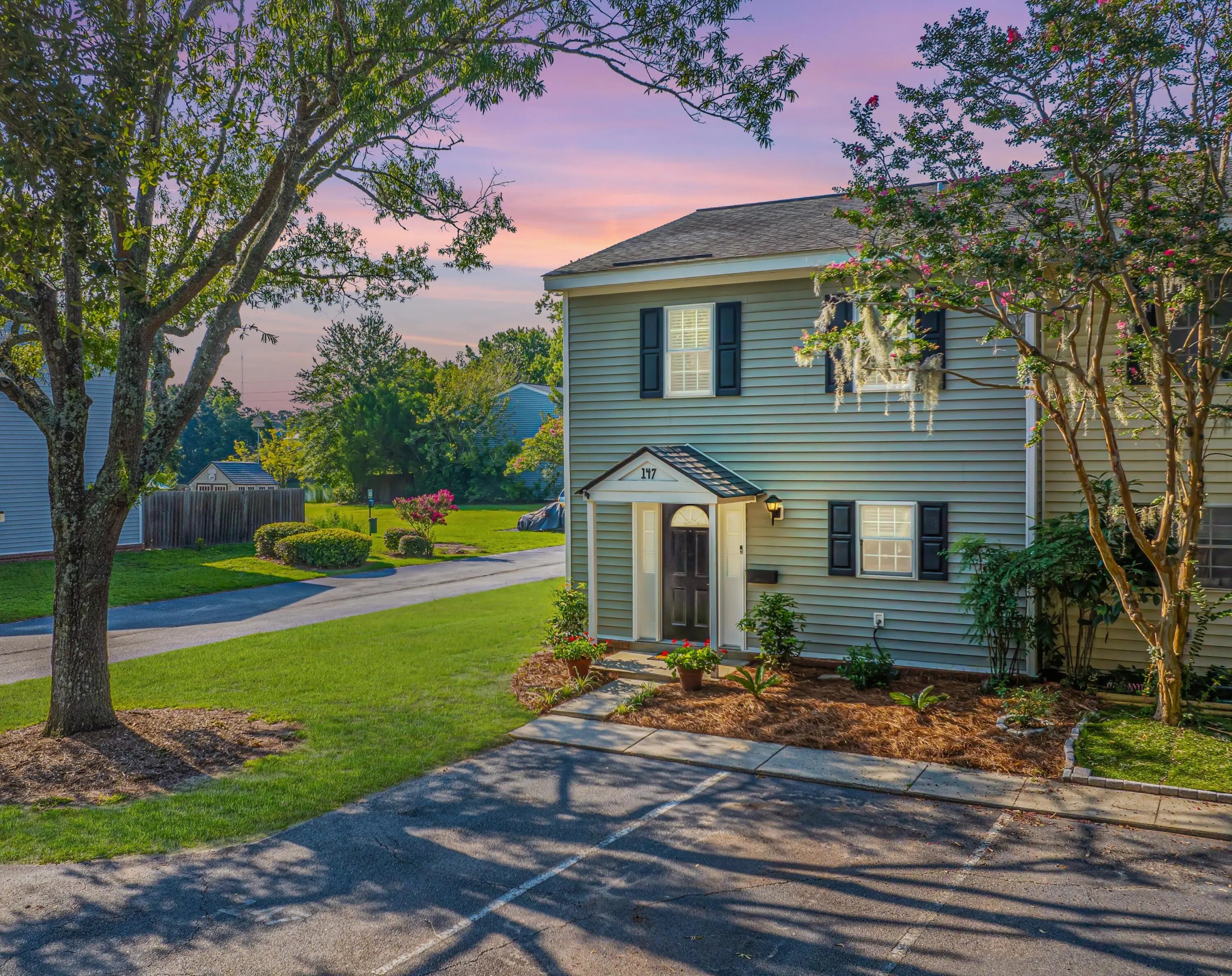 Photo of Listing #24018477