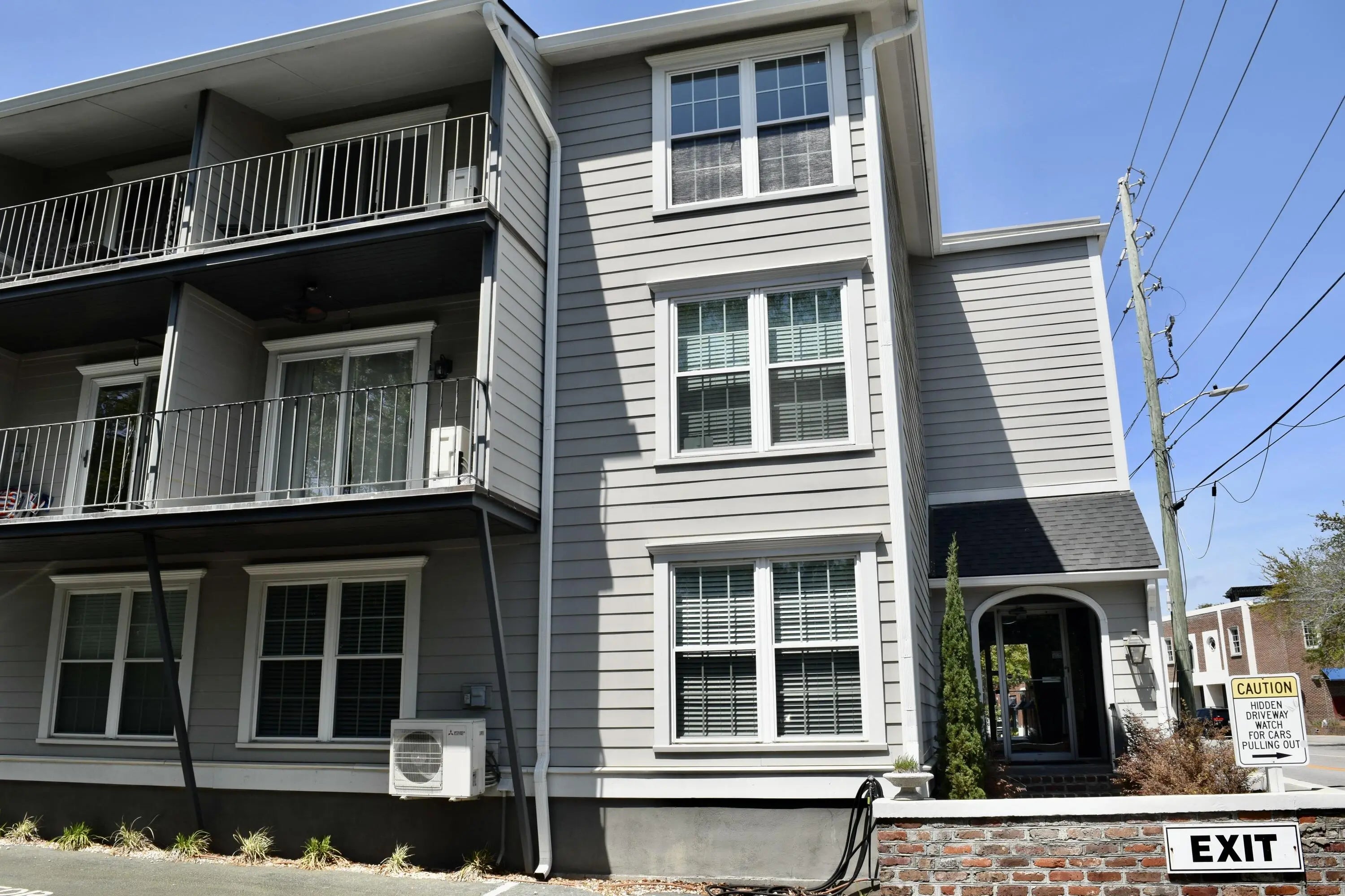 Photo of Listing #25009947