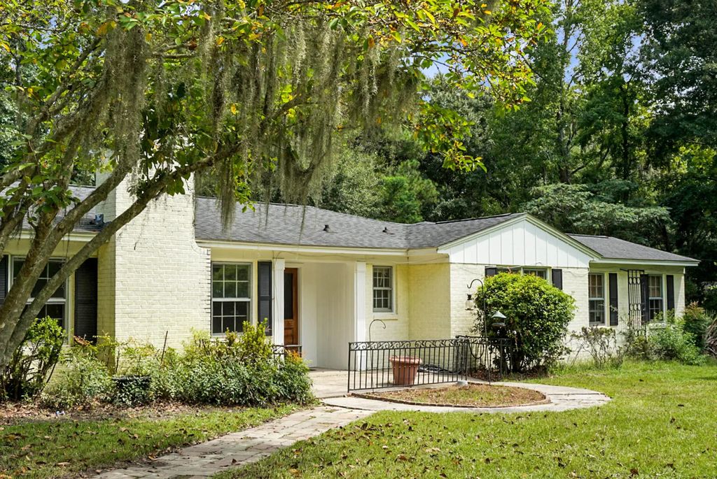 2041 Old Fort Avenue, Charleston