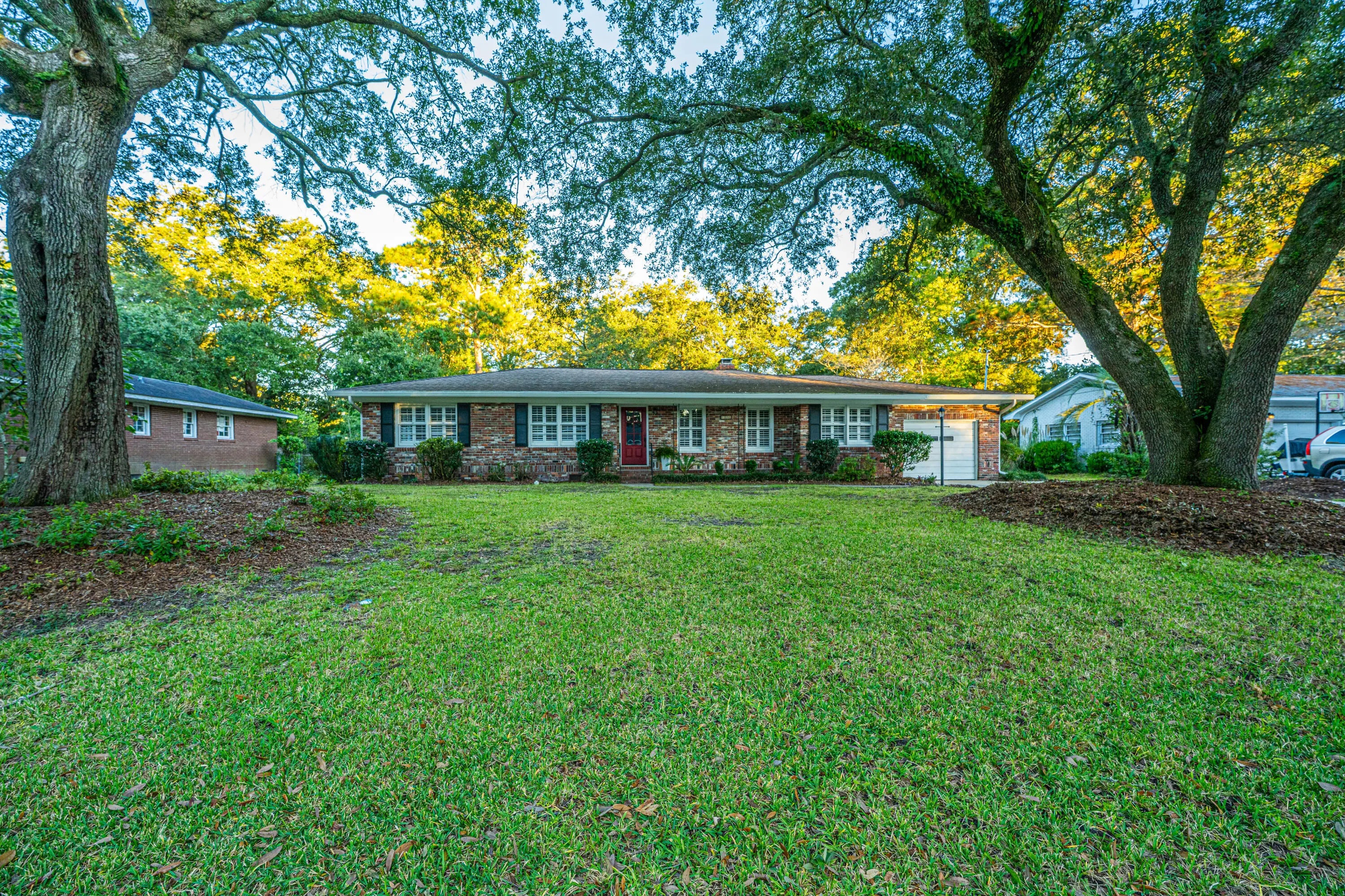 Photo of Listing #25028040