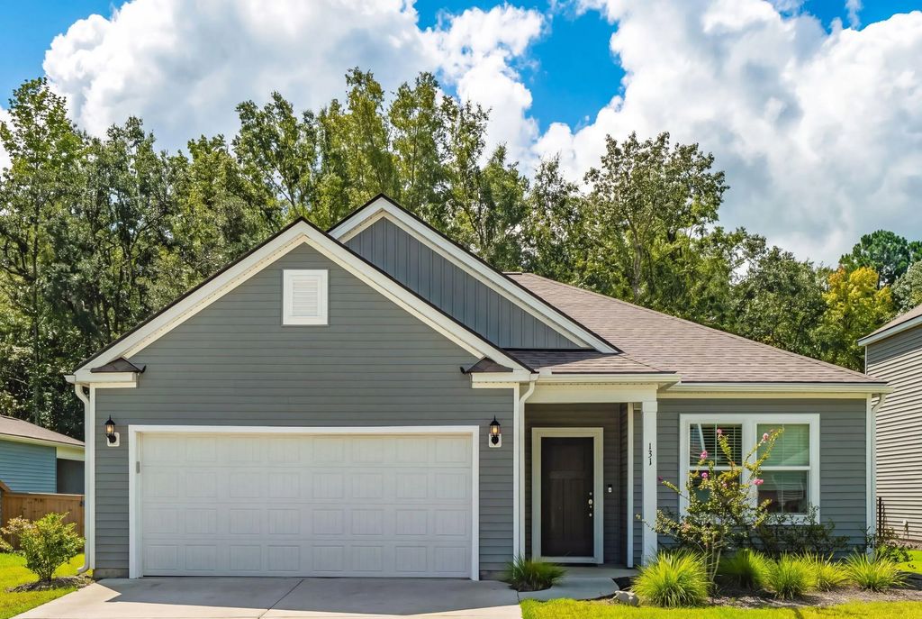 131 Royal Cainhoy Way, Huger
