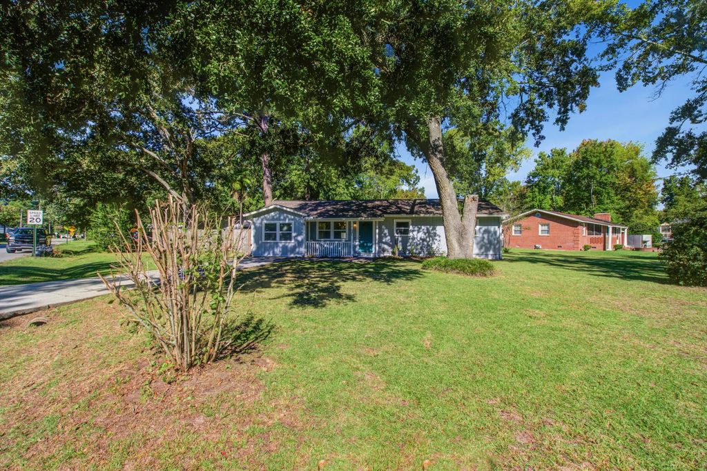 1021 Locksley Drive, Charleston