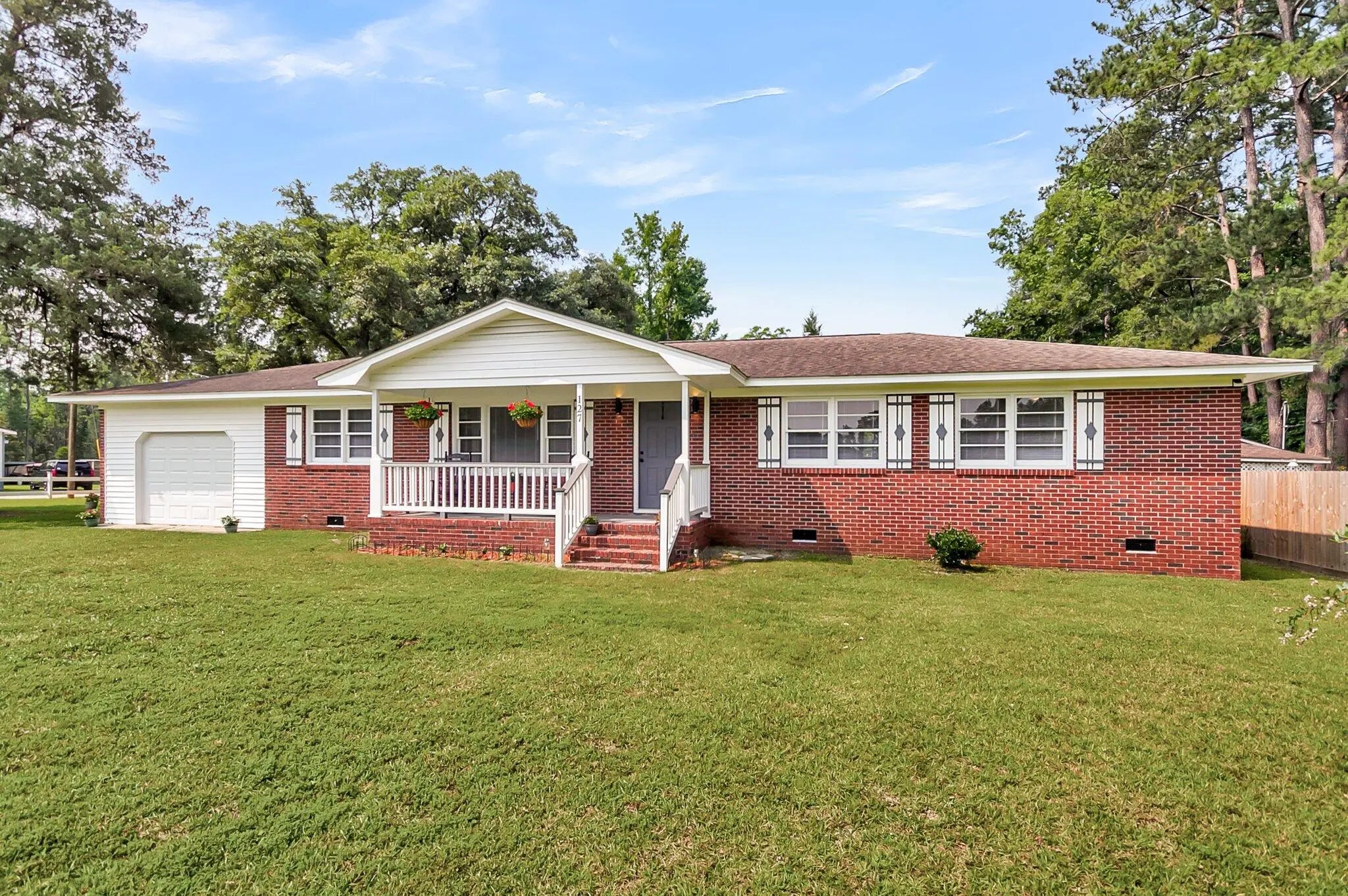 Photo of Listing #25015697