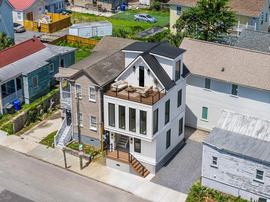 64 Lee Street, Charleston