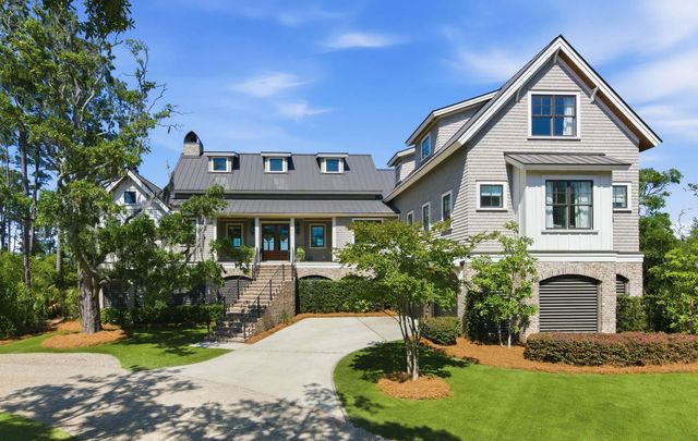Photo of 312 River Oak Drive, Mount Pleasant SC