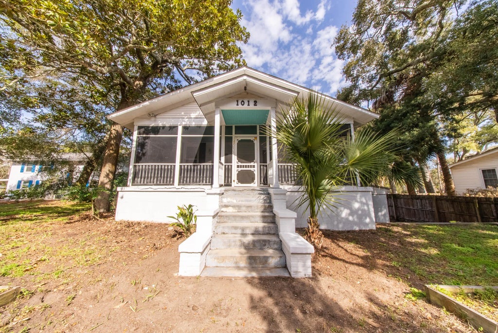 1012 E Ashley Avenue, Folly Beach