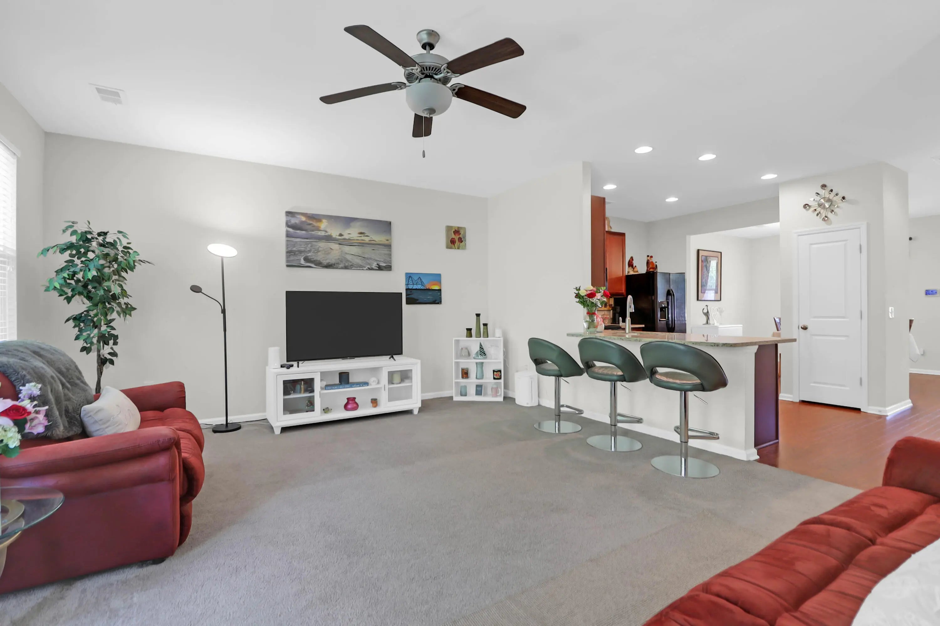 Photo of Listing #25021789