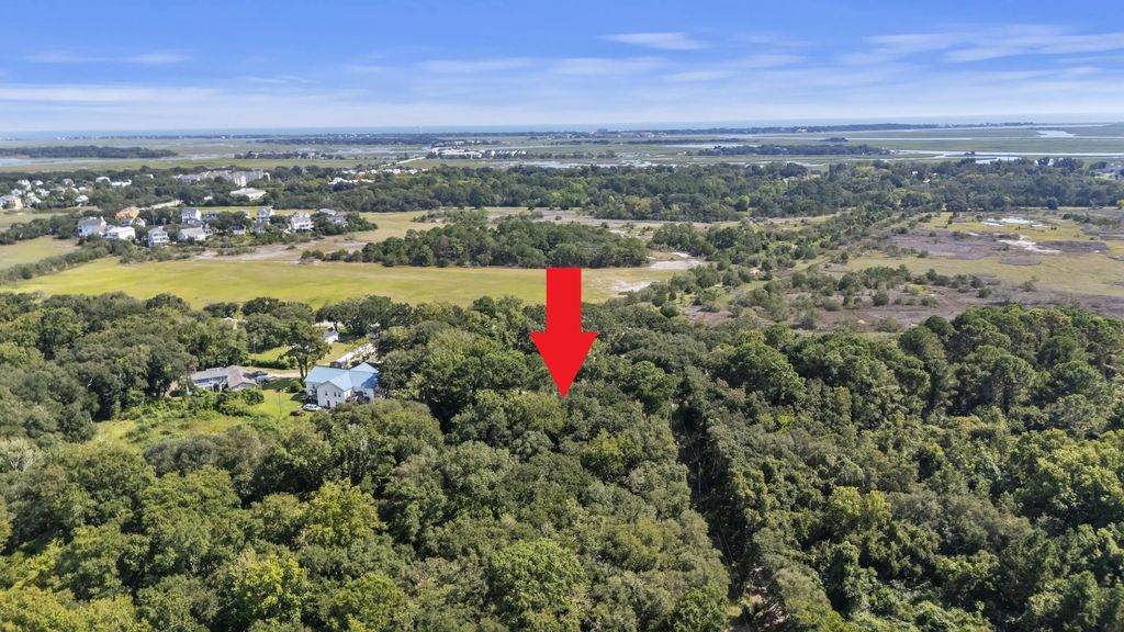 1872 Arsburn Road, Charleston