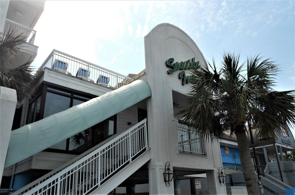 1004 Ocean Boulevard 206, Isle of Palms