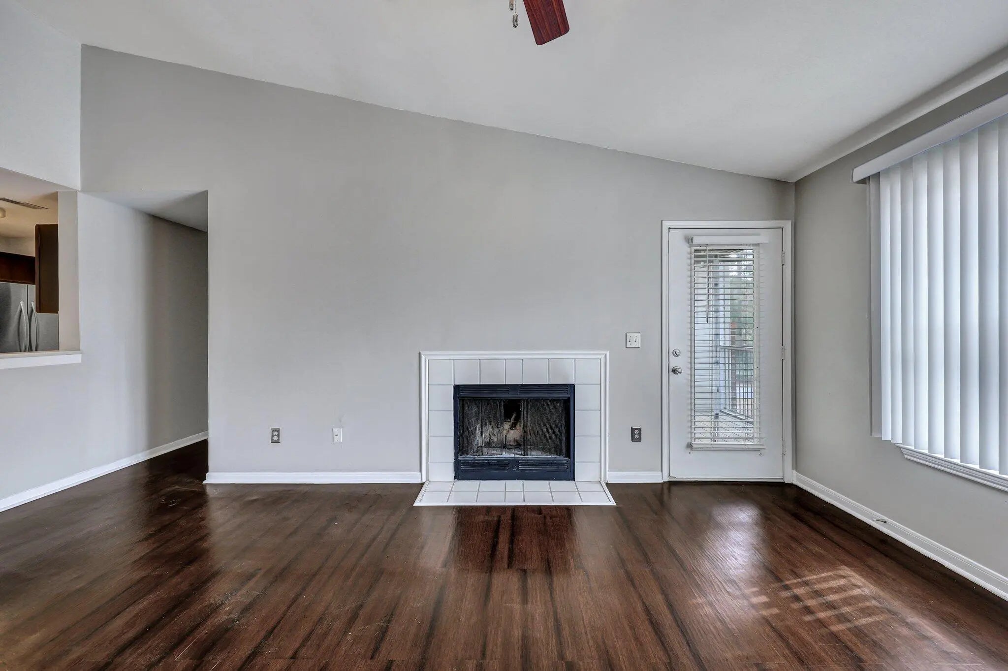 Photo of Listing #25002211