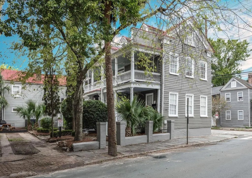 123 Smith Street, Charleston