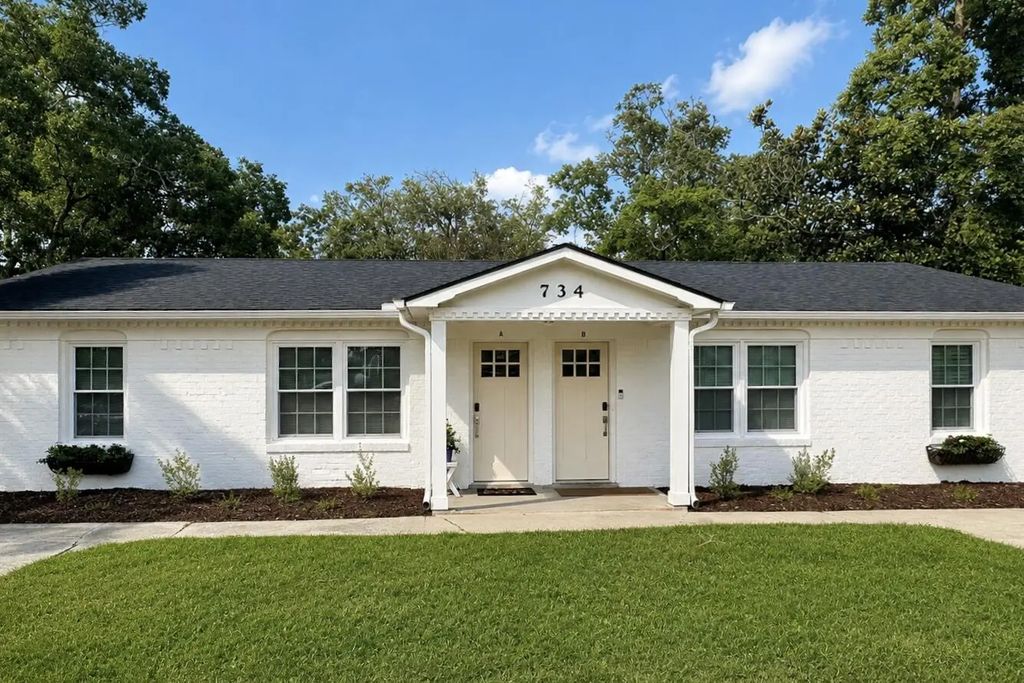 734 Deene Street, Charleston