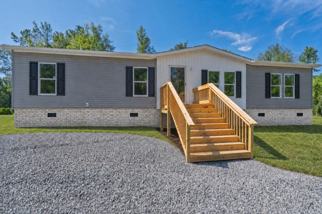 7035 Jefferies Highway, Walterboro