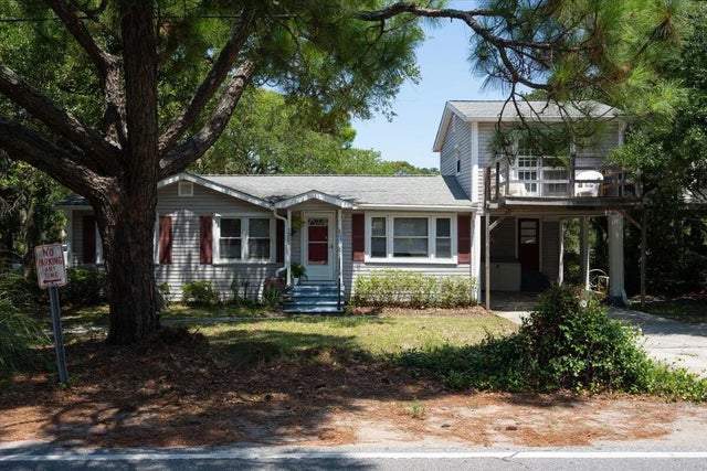 Photo of 1302 E Ashley Avenue, Folly Beach SC