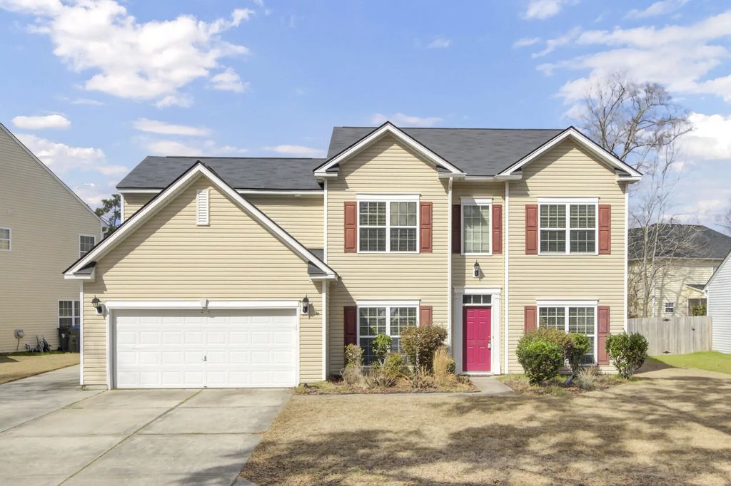 9620 Pebble Creek, Summerville